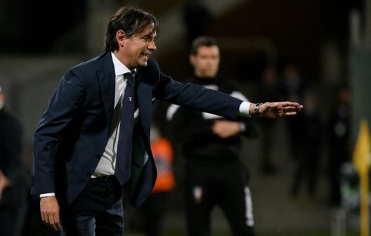 FLORENCE, ITALY - MAY 08: SS Lazio head coach Simone Inzaghi reacts during the Serie A match between ACF Fiorentina and SS Lazio at Stadio Artemio Franchi on May 08, 2021 in Florence, Italy. Sporting stadiums around Italy remain under strict restrictions due to the Coronavirus Pandemic as Government social distancing laws prohibit fans inside venues resulting in games being played behind closed doors. (Photo by Marco Rosi - SS Lazio/Getty Images) FLORENCE, ITALY - MAY 08: SS Lazio head coach Simone Inzaghi reacts during the Serie A match between ACF Fiorentina and SS Lazio at Stadio Artemio Franchi on May 08, 2021 in Florence, Italy. Sporting stadiums around Italy remain under strict restrictions due to the Coronavirus Pandemic as Government social distancing laws prohibit fans inside venues resulting in games being played behind closed doors. (Photo by Marco Rosi - SS Lazio/Getty Images)