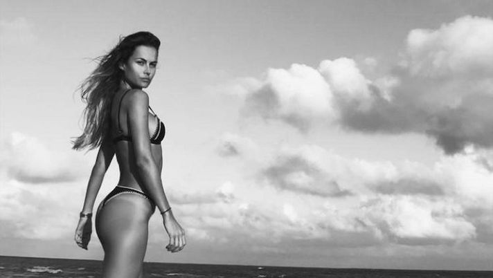 Il messaggio enigmatico della ex del Pocho Lavezzi: “Quando Dio chiude una porta…” - immagine 1