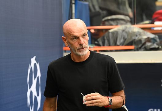 Stefano Pioli (allenatore AC Milan) qui prima di Milan-Dinamo Zagabria 3-1 (Champions League 2022-2023) Stefano Pioli AC Milan Milan-Dinamo Zagabria 3-1 Champions League 2022-2023