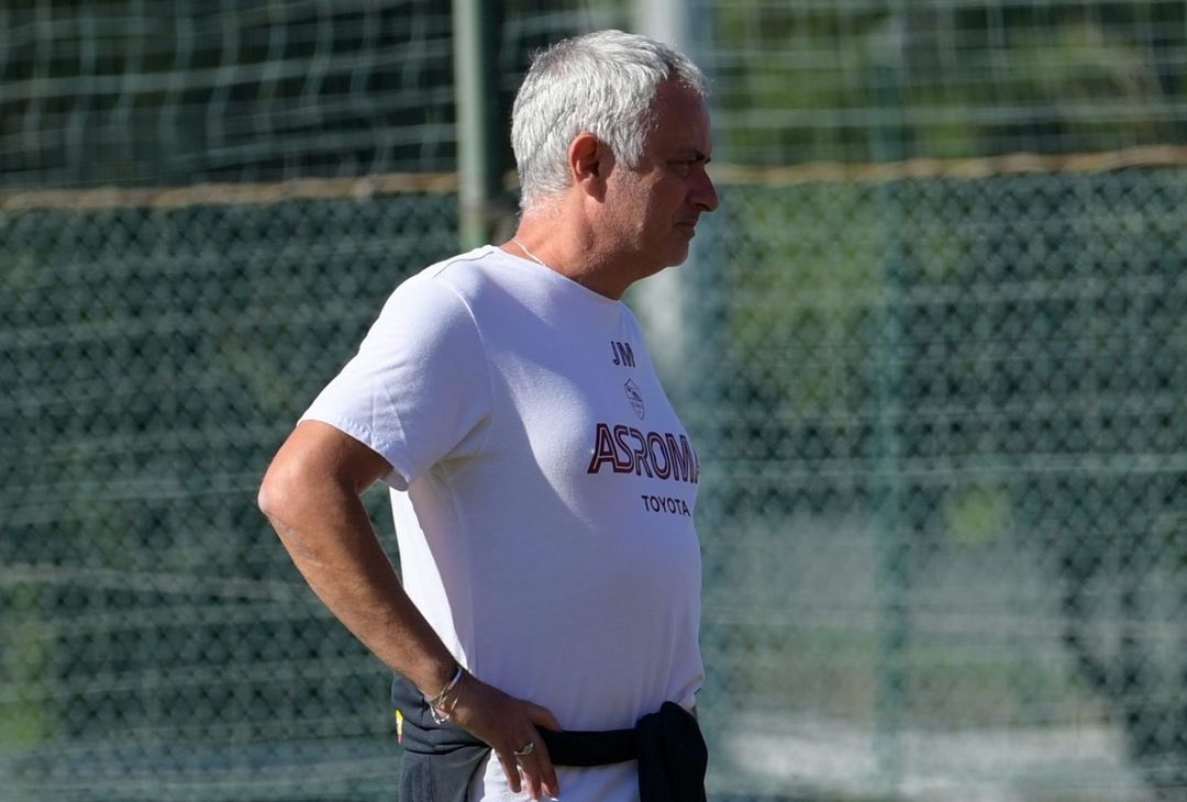 Mattinata di lavoro per la Roma in vista del Betis – FOTO GALLERY - immagine 34