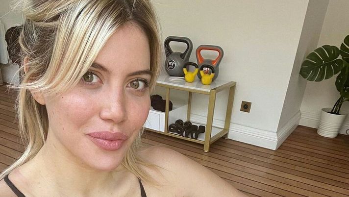 Instagram @wanda_nara Wanda Nara, l’allenamento si fa hot: forme esplosive e sguardo ammiccante - immagine 1