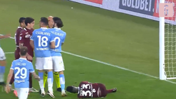 VIDEO Lazio-Torino, alta tensione all’Olimpico: rissa in campo fra i giocatori, le immagini