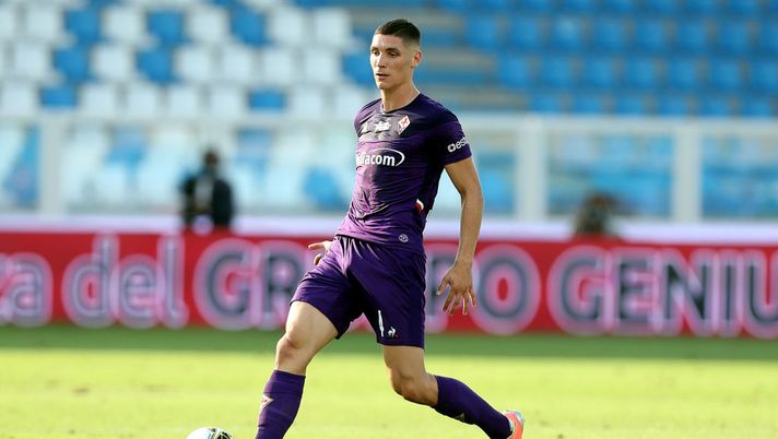 FERRARA, ITALY - AUGUST 02: Nikola Milenkovic of ACF Fiorentina in action during the Serie A match between SPAL and ACF Fiorentina at Stadio Paolo Mazza on August 2, 2020 in Ferrara, Italy. (Photo by Gabriele Maltinti/Getty Images) FERRARA, ITALY - AUGUST 02: Nikola Milenkovic of ACF Fiorentina in action during the Serie A match between SPAL and ACF Fiorentina at Stadio Paolo Mazza on August 2, 2020 in Ferrara, Italy. (Photo by Gabriele Maltinti/Getty Images)