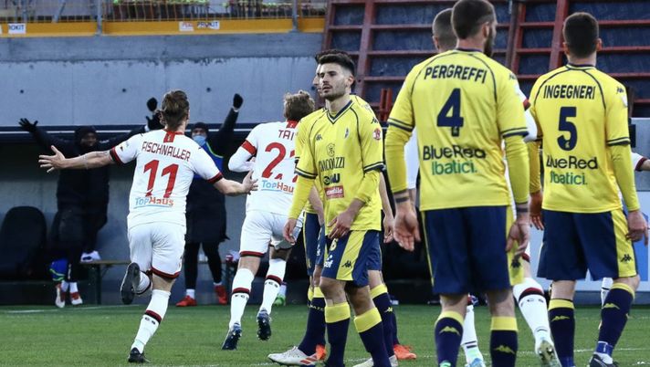 La classifica: gli altoatesini non mollano, tonfo del Perugia nel derby umbro