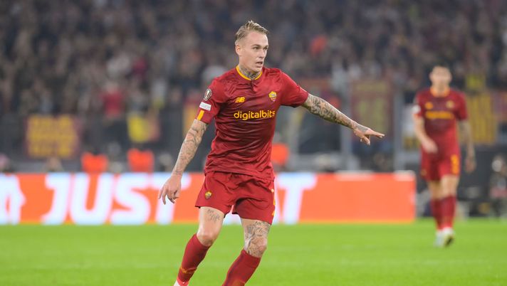 Getty Images Karsdorp, presentato certificato con “problemi psicologici”. Tokyo attende la Roma - immagine 1