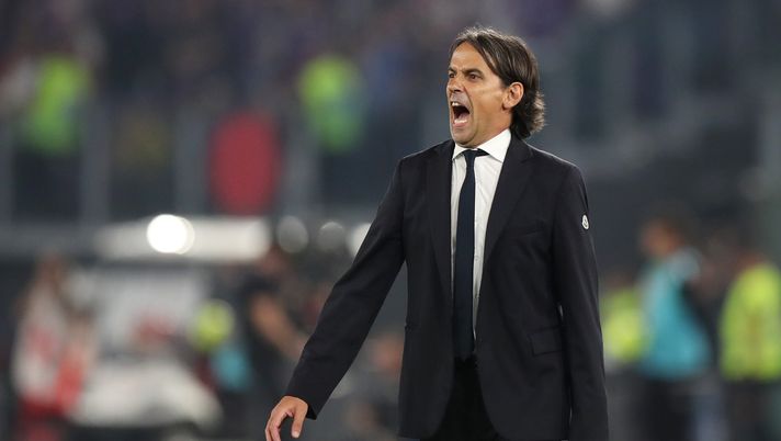 ROME, ITALY - MAY 24: Simone Inzaghi, Head Coach of FC Internazionale, reacts during the Coppa Italia Final match between ACF Fiorentina and FC Internazionale at Stadio Olimpico on May 24, 2023 in Rome, Italy. (Photo by Paolo Bruno/Getty Images) La Coppa Italia porta bene ad Inzaghi: in arrivo rinnovo di contratto con aumento - immagine 1
