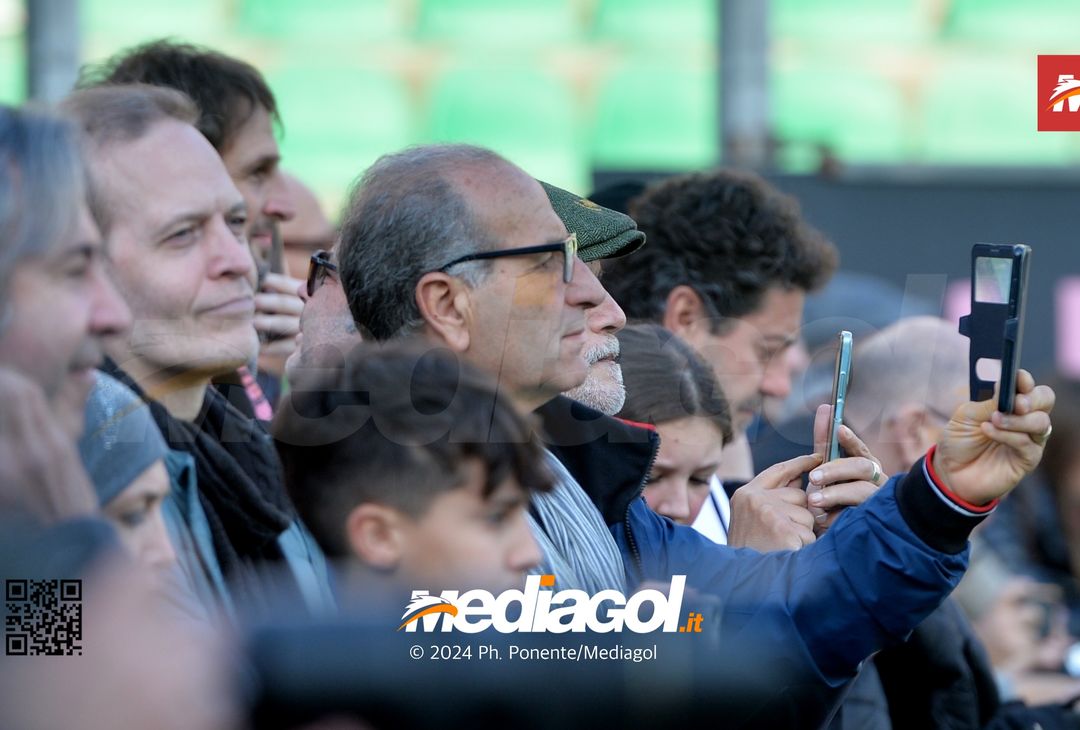 FOTOTIFO Palermo-Como 3-0, gli scatti ai tifosi al “Renzo Barbera” (GALLERY) - immagine 110