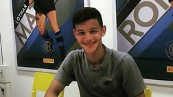 Inter, firma del contratto per il baby Valentin Carboni: raggiunge il fratello Franco