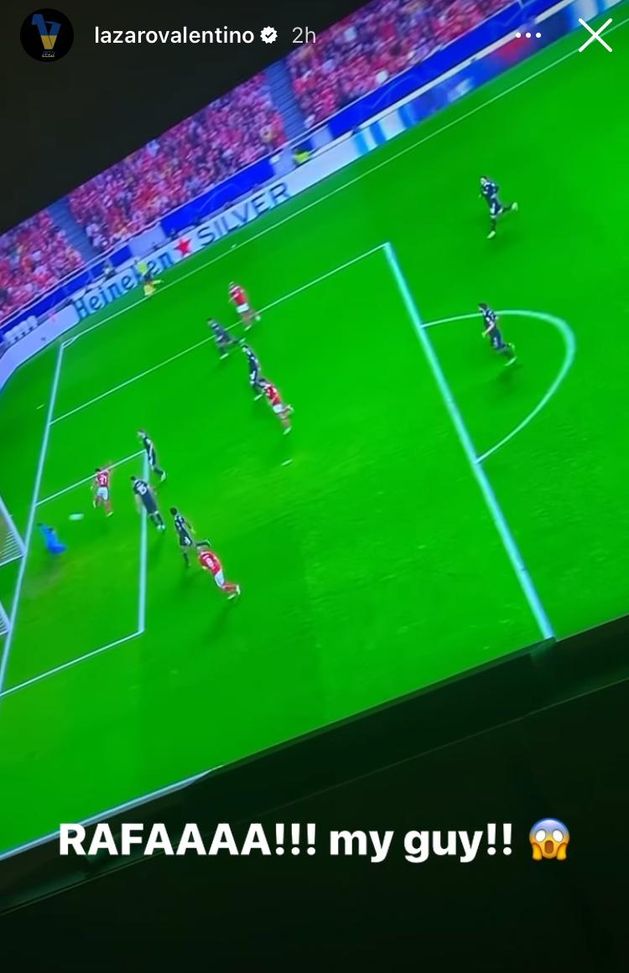 Champions League, il Benfica elimina la Juventus. Sugli spalti una maglia granata- immagine 2