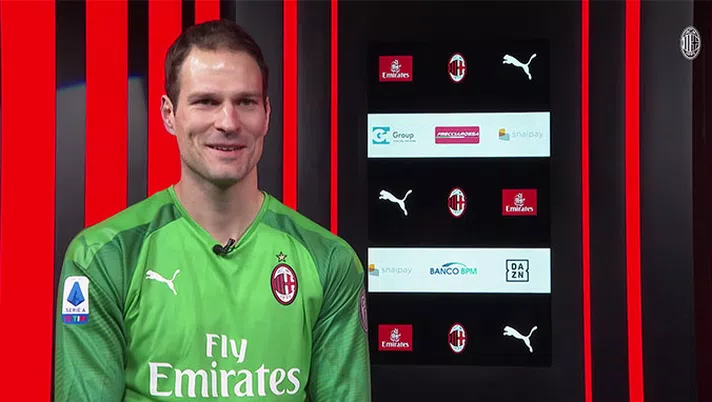 Asmir Begovic, portiere del Milan (credits: acmilan.com)