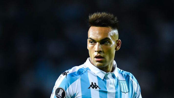 Inter, finalmente Lautaro. Gazzetta: “Arriva il gioiello, avrà la numero 10 e una maxi clausola” Inter, finalmente Lautaro. Gazzetta: “Arriva il gioiello, avrà la numero 10 e una maxi clausola” - immagine 1