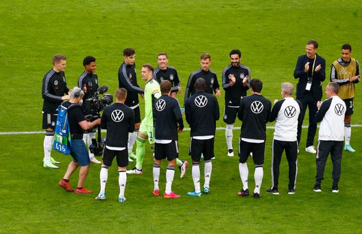 Neuer (getty images) Neuer (getty images)