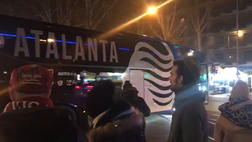 Video – L’Atalanta lascia Torino dopo il trionfo: l’uscita del pullman