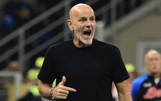 Stefano Pioli (allenatore AC Milan), qui durante Milan-Napoli 1-2 (Serie A 2022-2023) | News (Getty Images) Stefano Pioli AC Milan Milan-Napoli 1-2 Serie A 2022-2023