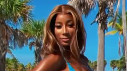 VIDEO / Passerella hot sulla spiaggia per Jazzma Kendrick: lato B da paura per la modella