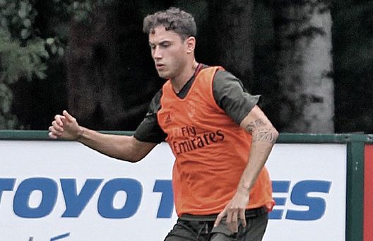  Davide Calabria, terzino classe 1996 del Milan, durante un allenamento a Milanello (credits: acmilan.com) 