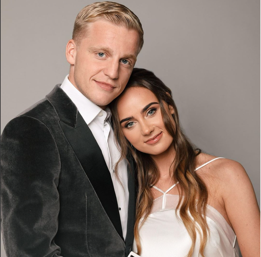 Manchester Utd, van de Beek presto papà e van der Meyde: “Si chiamerà Ole Gunnar?” van de beek