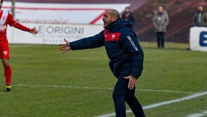 Lucio Brando capolista a Mantova ma esonerato: il suo vice al suo posto Lucio Brando capolista a Mantova ma esonerato: il suo vice al suo posto