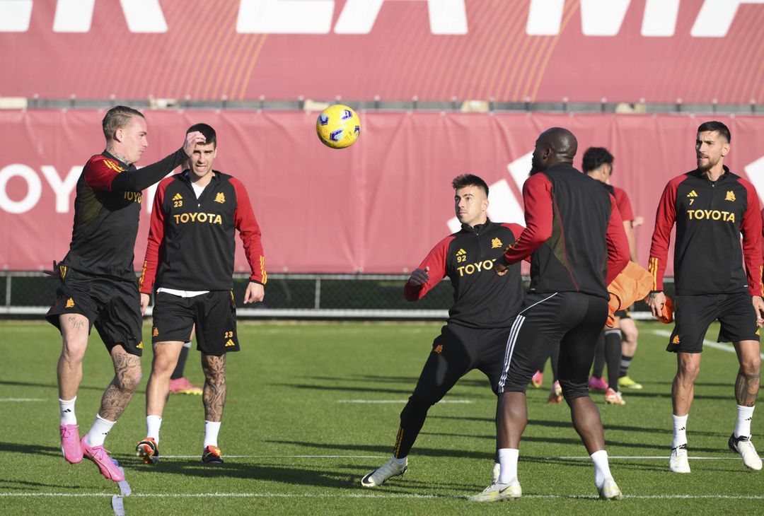 Roma, la ripresa degli allenamenti dopo la trasferta di Riyad – FOTO GALLERY - immagine 31