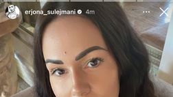 Erjona, selfie super bollente. La Sulejmani mostra le sue curve sexy e fa sognare il web
