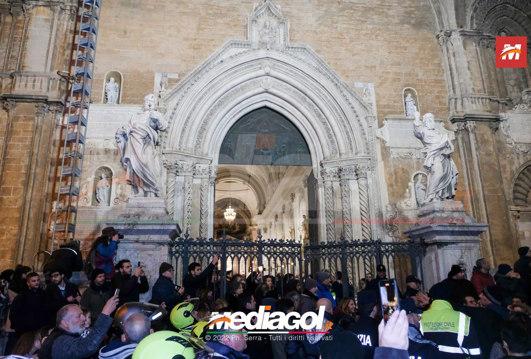 Foto Morte Biagio Conte: la Cattedrale di Palermo gremita di fedeli (GALLERY) - immagine 2