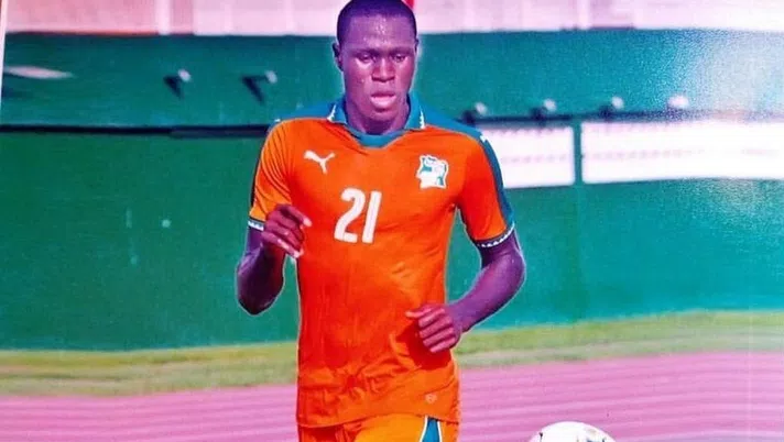 Singo con la maglia della Costa d'Avorio U20