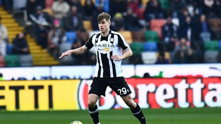 UDINE, ITALY - JANUARY 15: Jaka Bijol of Udinese Calcio in action during the Serie A match between Udinese Calcio and Bologna FC at Dacia Arena on January 15, 2023 in Udine, Italy. (Photo by Alessandro Sabattini/Getty Images) Udinese, ecco cosa filtra sullo stop in nazionale di Bijol: le prime sensazioni - immagine 1