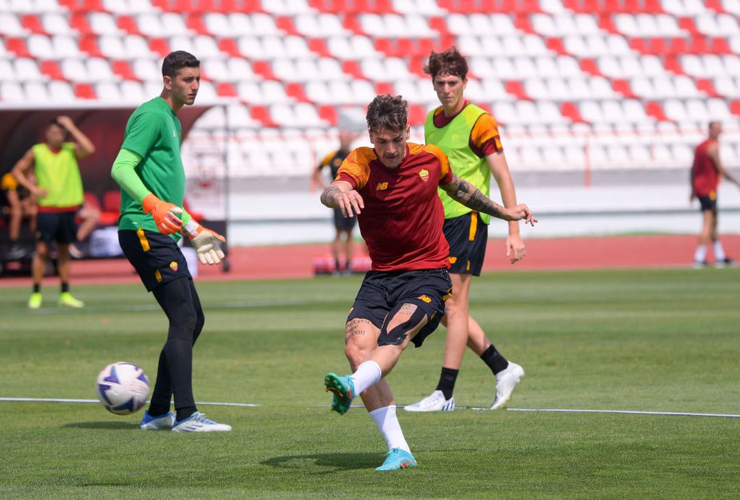 Roma in campo in Portogallo per l’allenamento mattutino – FOTO GALLERY - immagine 20