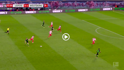VIDEO Lipsia-Wolfsburg, dal super gol di Philipp alla finta di Kluivert: il match in un minuto