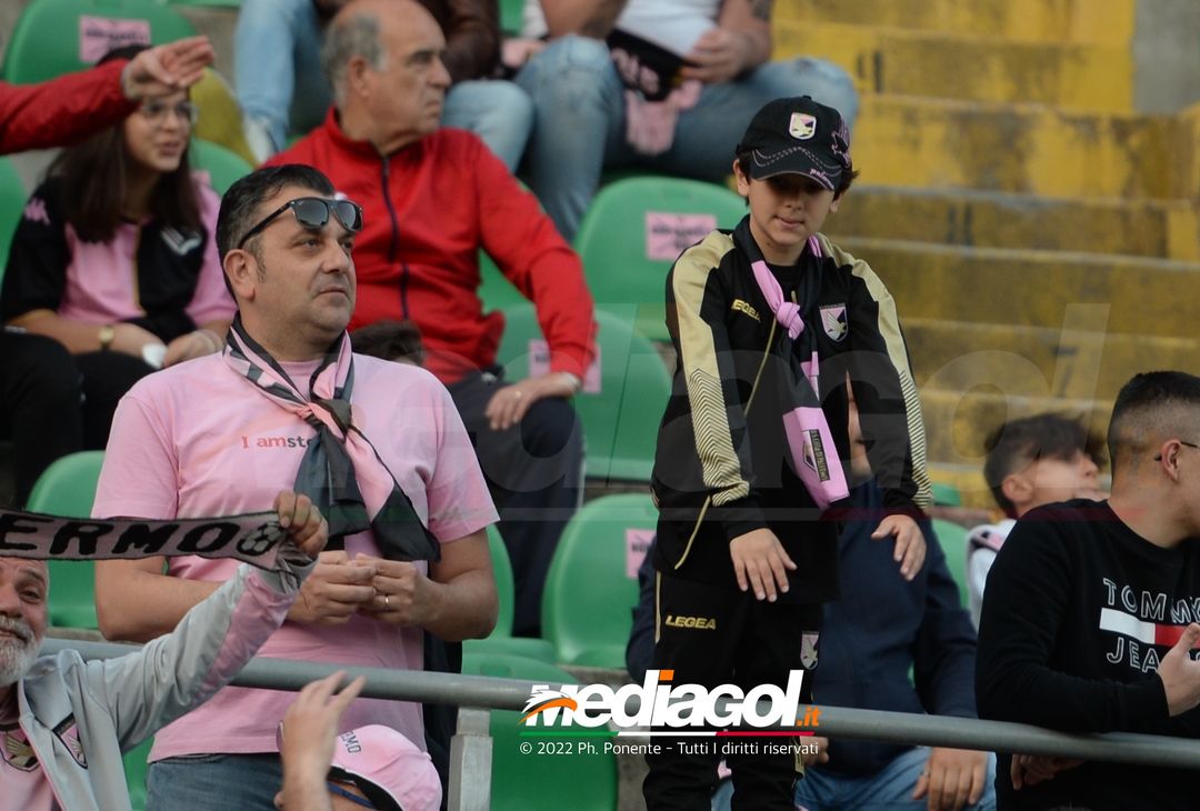 Fotogallery, i tifosi allo stadio per Palermo-Triestina 1-1 - immagine 45