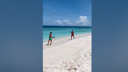 VIDEO / Cholo vs Cholito, chi vince a racchettoni?