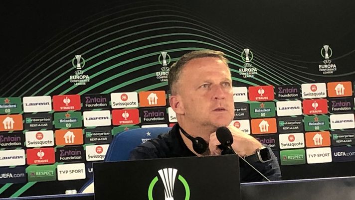 Van den Brom: “Abbiamo studiato bene la Fiorentina. Qualificazione al 50%” - immagine 1