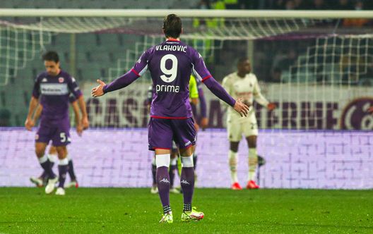 GERMOGLI PH 20 NOVEMBRE 2021 FIRENZE STADIO ARTEMIO FRANCHI CAMPIONATO DI CALCIO DI SERIE A FIORENTINA VS MILAN NELLA FOTO VLAHOVIC GERMOGLI PH 20 NOVEMBRE 2021 FIRENZE STADIO ARTEMIO FRANCHI CAMPIONATO DI CALCIO DI SERIE A FIORENTINA VS MILAN NELLA FOTO VLAHOVIC