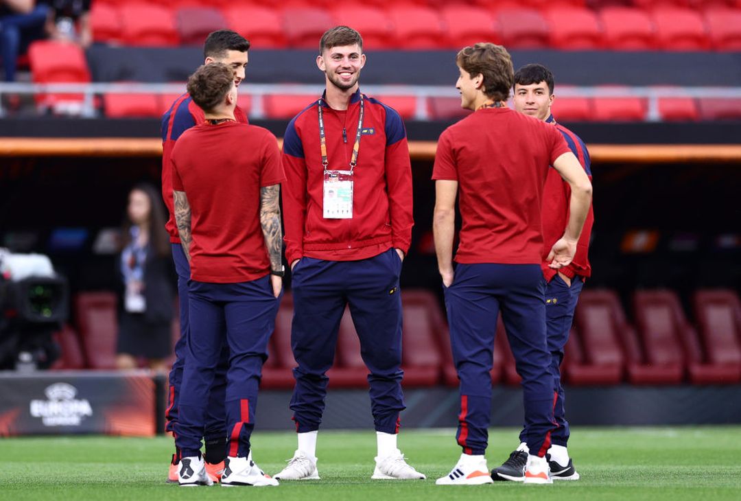 La Roma sul prato della Puskas Arena. Domani la finale – FOTO GALLERY - immagine 13