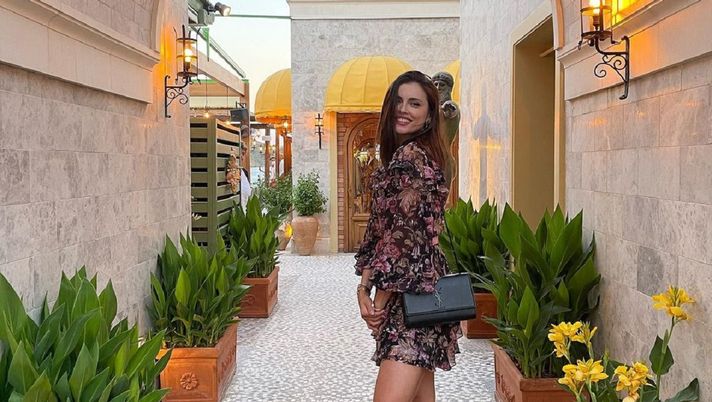 Edin e Amra Dzeko, una foto particolare. “Quando tuo marito decide di…” Edin e Amra Dzeko, una foto particolare. “Quando tuo marito decide di…”