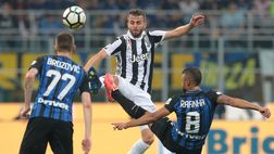 Inter-Juventus 2018, spuntano i labiali tra Orsato e VAR: “Un contatto c’è, è giallo”
