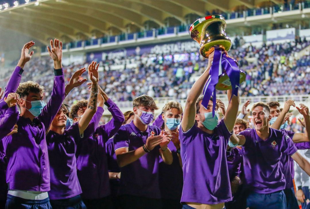  GERMOGLI PH: 28 AGOSTO 2021 FIRENZE STADIO ARTEMIO FRANCHI SERIE A FIORENTINA VS TORINO NELLA FOTO LA FIORENTINA PRIMAVERA SFILA CON LA COPPA 
