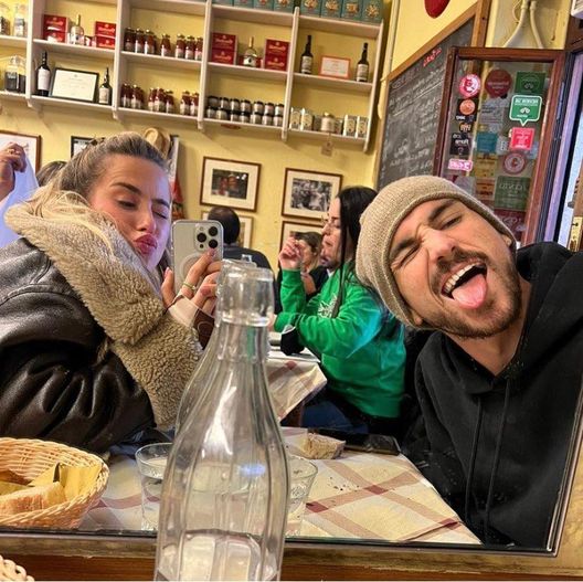 FOTO Fabian Ruiz in dolce compagnia si rilassa in quel di Roma- immagine 2