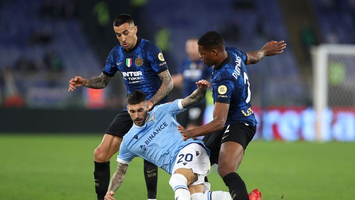 Mattia Zaccagni contro l'Internazionale