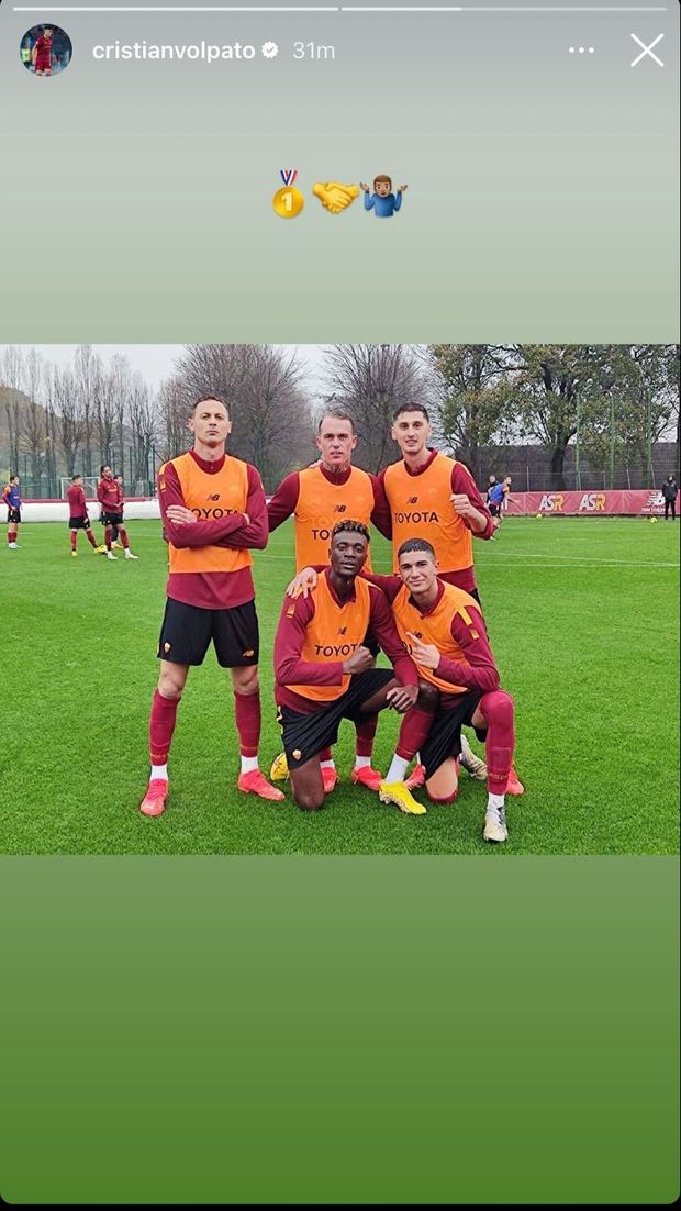 Roma, Karsdorp in gruppo anche oggi: esulta per la vittoria in partitella- immagine 2