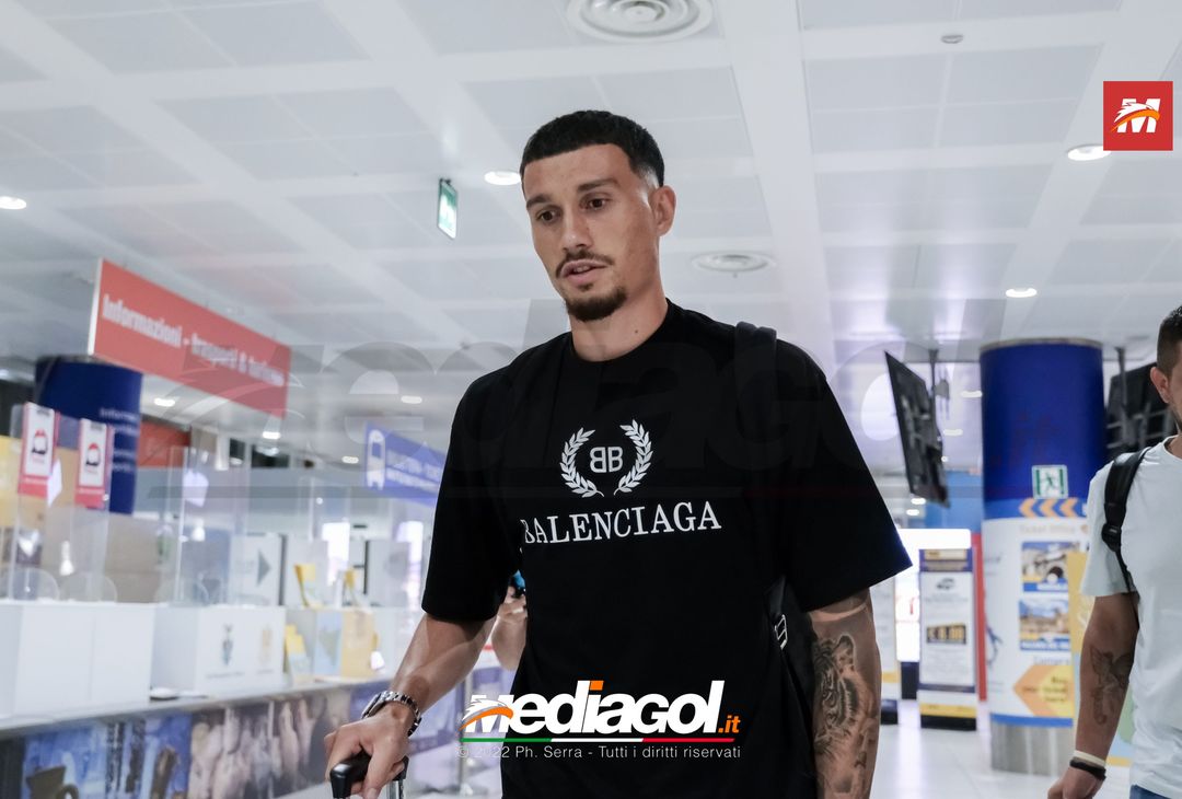 FOTO PALERMO, Davide Bettella atterra al ‘Falcone e Borsellino’ (Gallery) - immagine 10