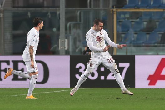 BERGAMO, ITALY - FEBRUARY 06: Federico Bonzzoli of Torino FC celebrates after scoring their side's third goal during the Serie A match between Atalanta BC and Torino FC at Gewiss Stadium on February 06, 2021 in Bergamo, Italy. Sporting stadiums around Italy remain under strict restrictions due to the Coronavirus Pandemic as Government social distancing laws prohibit fans inside venues resulting in games being played behind closed doors. (Photo by Emilio Andreoli/Getty Images) BERGAMO, ITALY - FEBRUARY 06: Federico Bonzzoli of Torino FC celebrates after scoring their side's third goal during the Serie A match between Atalanta BC and Torino FC at Gewiss Stadium on February 06, 2021 in Bergamo, Italy. Sporting stadiums around Italy remain under strict restrictions due to the Coronavirus Pandemic as Government social distancing laws prohibit fans inside venues resulting in games being played behind closed doors. (Photo by Emilio Andreoli/Getty Images)