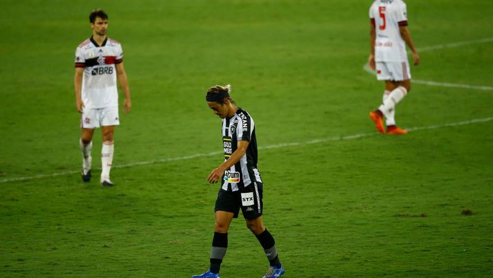 RIO DE JANEIRO, BRAZIL - DECEMBER 05: Keisuke Honda of Botafogo reacts after losing the match between Botafogo and Flamengo as part of the Brasileirao Series A at Engenhao Stadium on December 5, 2020 in Rio de Janeiro, Brazil. (Photo by Bruna Prado/Getty Images) RIO DE JANEIRO, BRAZIL - DECEMBER 05: Keisuke Honda of Botafogo reacts after losing the match between Botafogo and Flamengo as part of the Brasileirao Series A at Engenhao Stadium on December 5, 2020 in Rio de Janeiro, Brazil. (Photo by Bruna Prado/Getty Images)