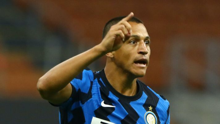 during the friendly match between FC Internazionale and SC Pisa at Stadio Giuseppe Meazza on September 19, 2020 in Milan, Italy. Svincolare Sanchez? Così può aver senso. Gazzetta: “Ormai è palese, non segna più” - immagine 1