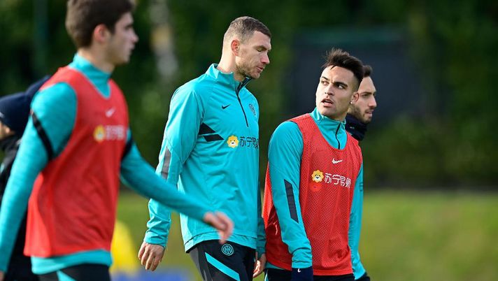 Inter-Venezia, tornano i titolarissimi. Dubbio in attacco: in tre per due maglie Inter-Venezia, tornano i titolarissimi. Dubbio in attacco: in tre per due maglie - immagine 1