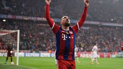 Bayern, Hoeness: “Strappai Ribery al Real invitandolo a cena con cibo halal”