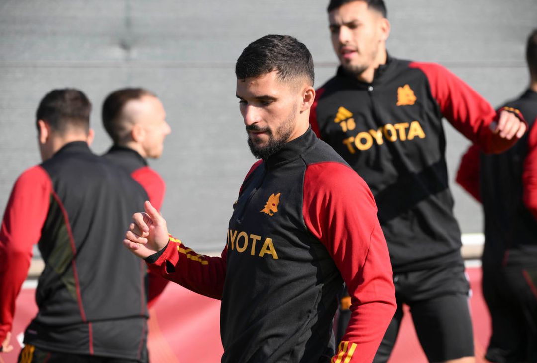 Trigoria, ripresa dopo la Salernitana: primo allenamento per Angeliño – FOTO GALLERY - immagine 16