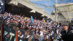 Salernitana-Cavese, eccessi da derby: “Cari tifosi, vi perdete il bello del calcio…”