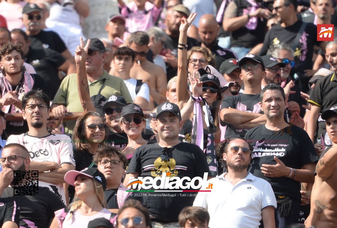 FOTOTIFO, Reggina-Palermo 3-0: i tifosi allo stadio “Oreste Granillo” (Gallery) - immagine 32