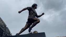 VIDEO Maradona, un anno fa la scomparsa di Diego: eretta una statua in suo onore